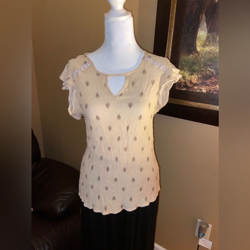 MINE Khaki Top